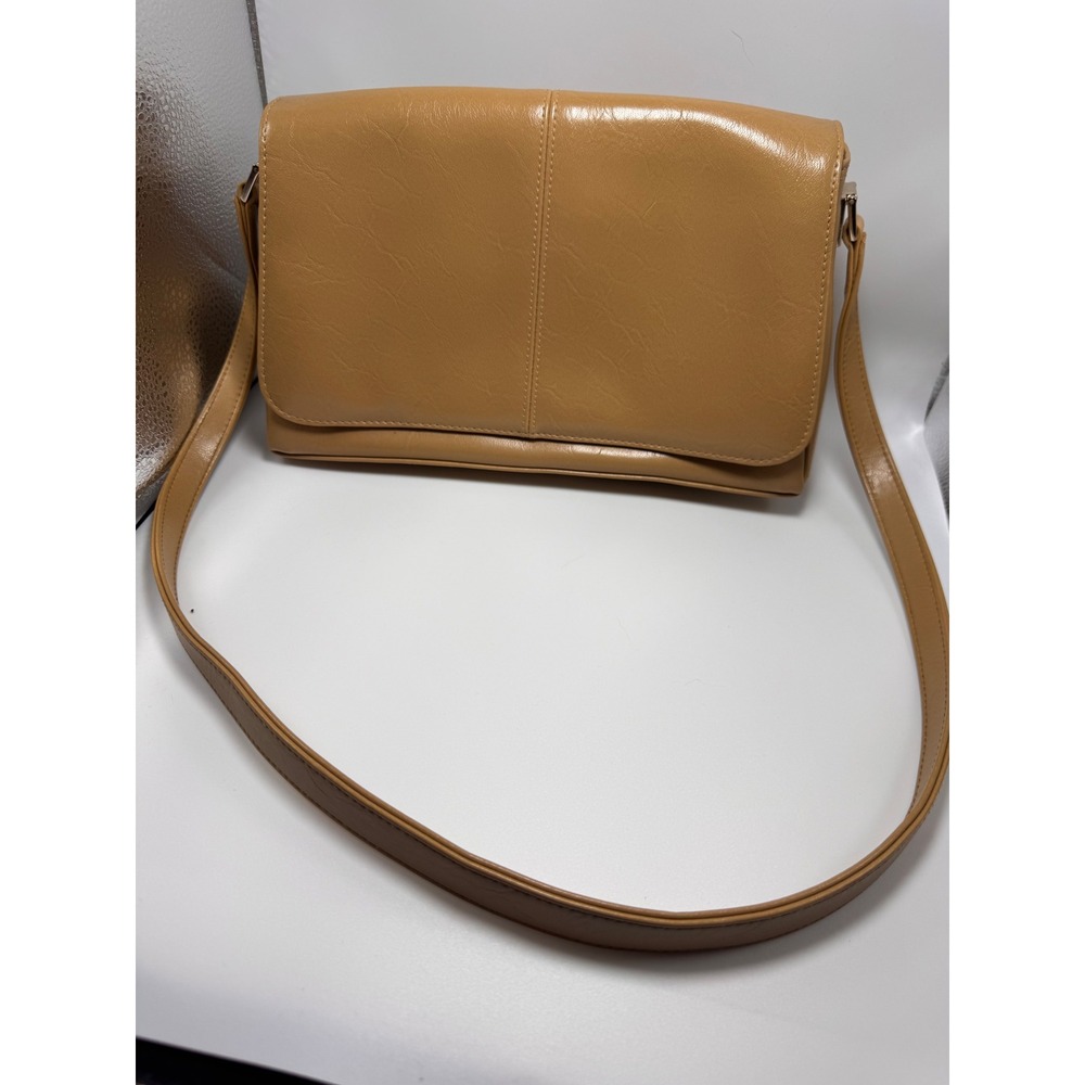 Liz Claiborne Crossbody Bag Tan Camel Faux Leather Flap Shoulder Purse